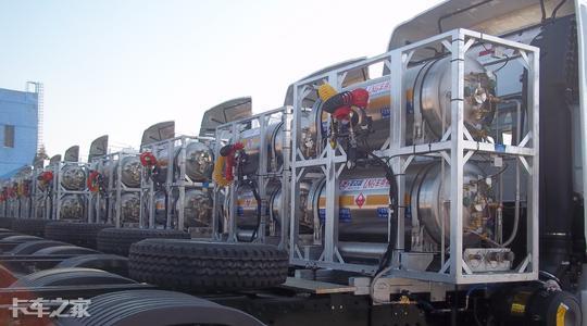 国六lng车价格,国六lng牵引车费气