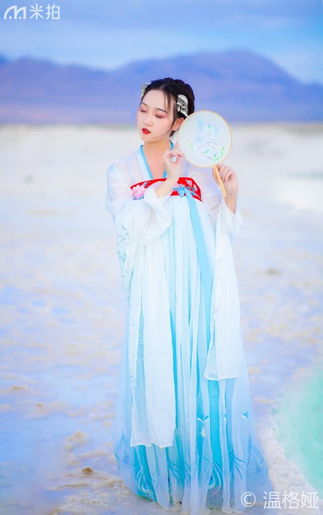 美丽的青海湖传说,青海湖农历8月8日仙女的传说