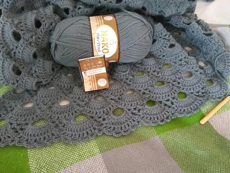 祖母方格三角围巾的各种编织方法,三角围巾镂空钩针花样图案大全