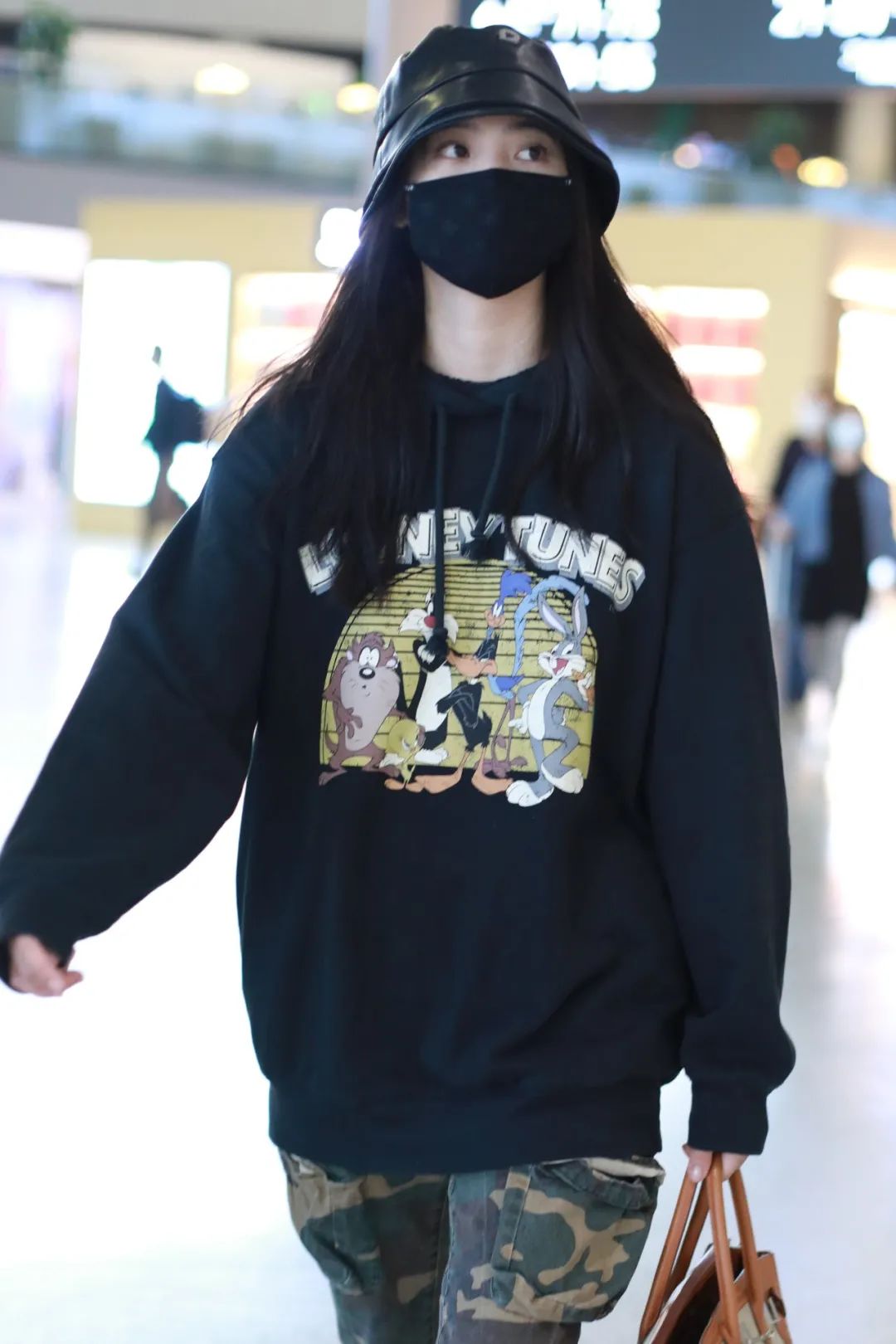 圆脸戴什么帽子比较好,圆脸女孩如何选帽子