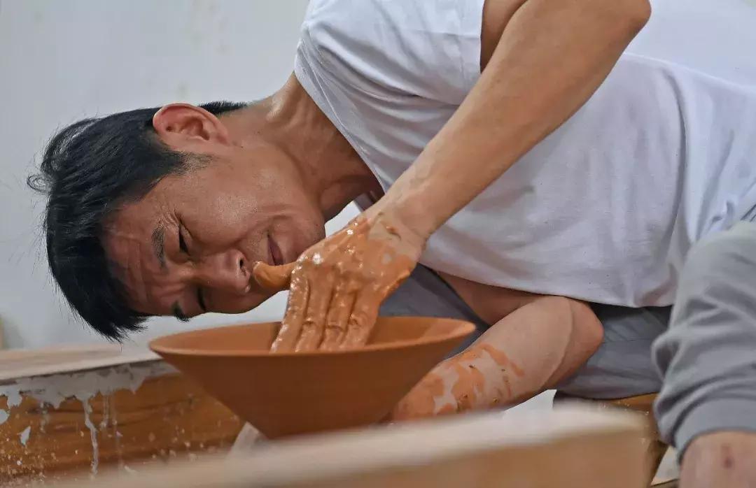 这个月国家政策扶持什么,资管新规什么时候正式实施