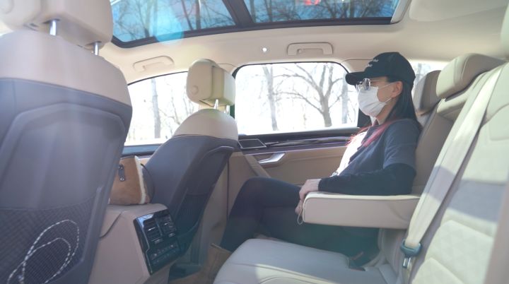 性价比超高的大众途锐低调提车记,低调的豪华suv18款大众途锐