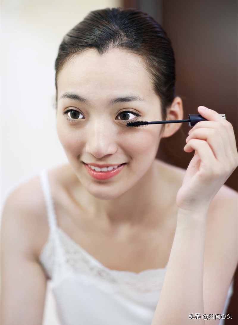 通过五官判断女人性格,如何从女性唇形判断她的性格