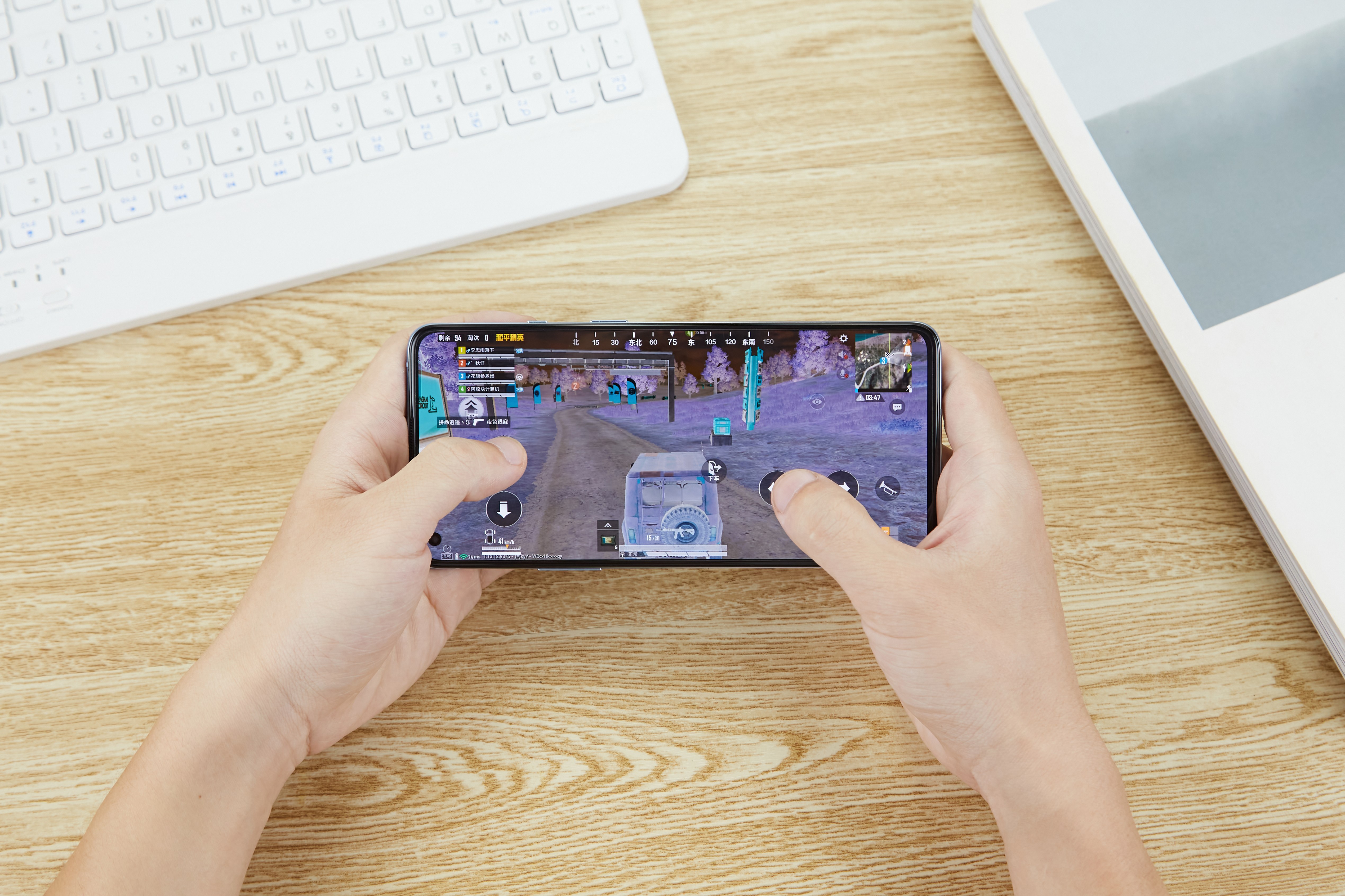 一加9R用了一个月，我说说1天内卖出10万台的一加手机好不好用