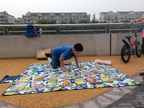 2000元本钱摆什么地摊最赚钱,做什么地摊生意可以稳定又赚钱