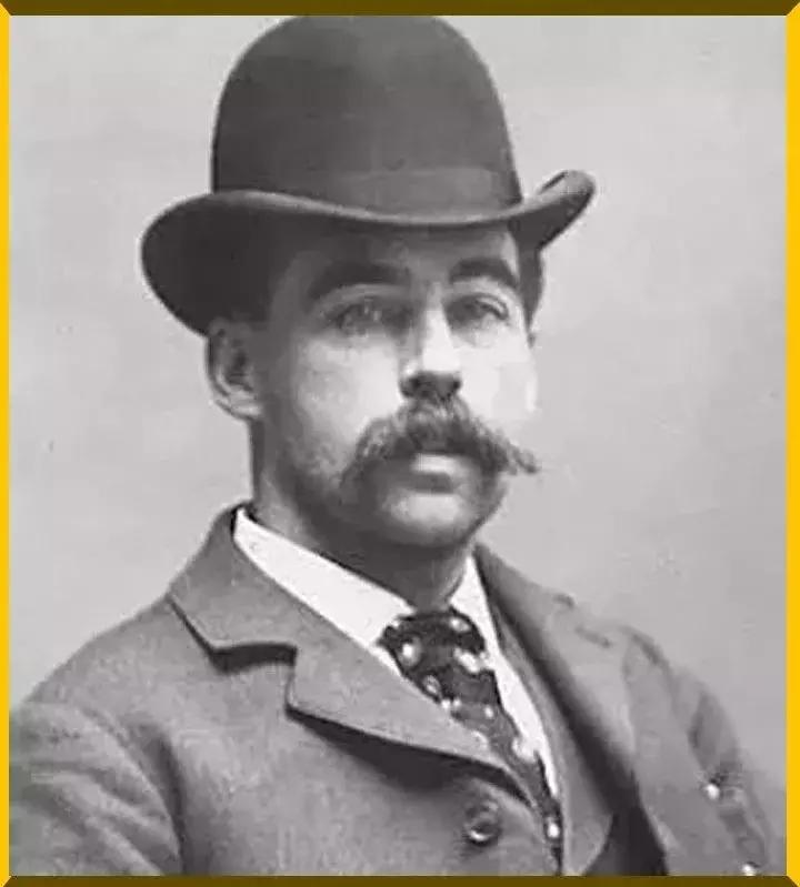 “19岁，她在暗网被30万欧元拍卖”