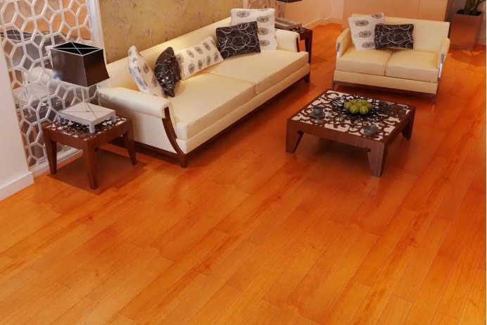 地板表面踩着有声音怎么处理,地板走动有响声