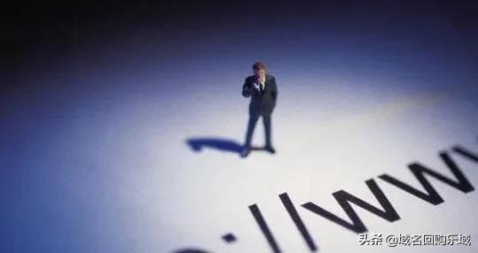 买了com的域名有没有必要买cn的,企业域名com还是cn好