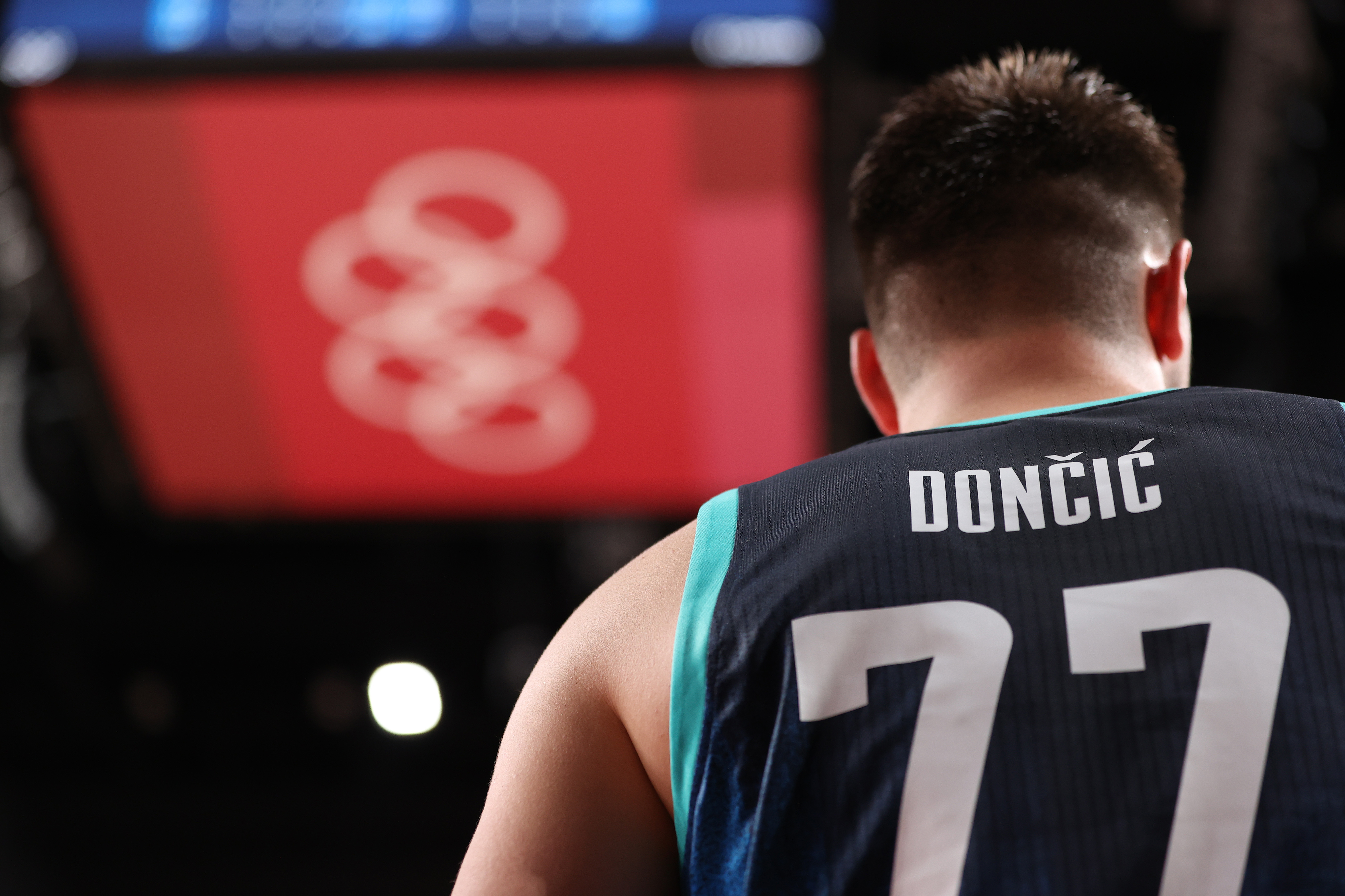 东契奇照片2024,东契奇世界杯照片