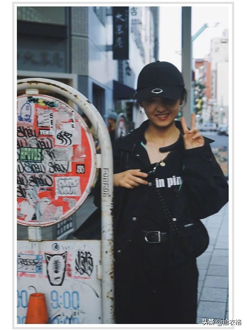 欧阳娜娜张子枫时尚芭莎,张子枫欧阳娜娜合照衣服