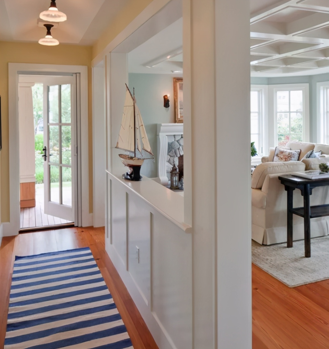 开门见客厅如何装修,开门见客厅如何布置