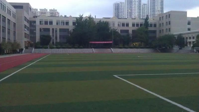 大连市第八高级中学,大连市第八中学天台事件