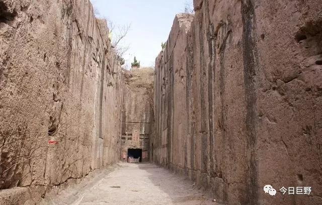 菏泽金山旅游度假区,菏泽金山旅游风景区