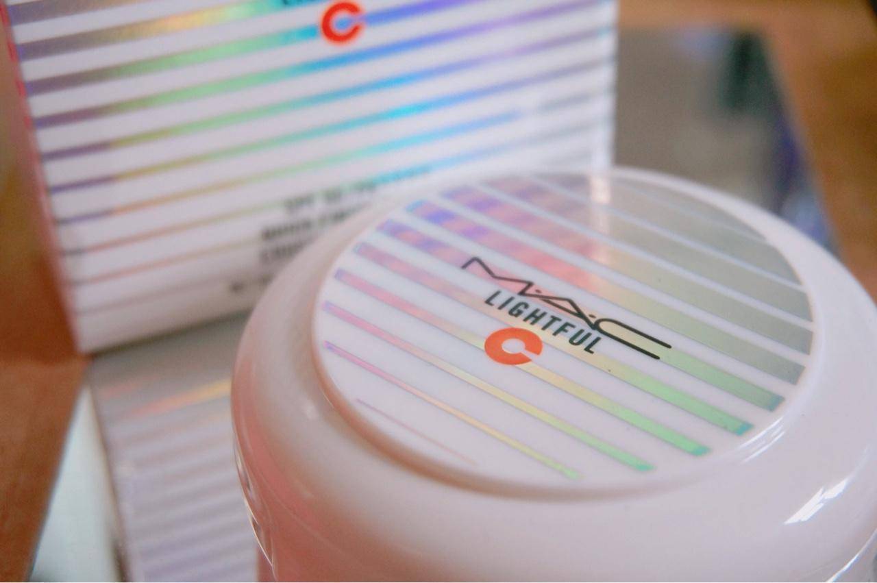 适合秋冬季用的大牌持妆气垫,小巧方便携带的大牌气垫