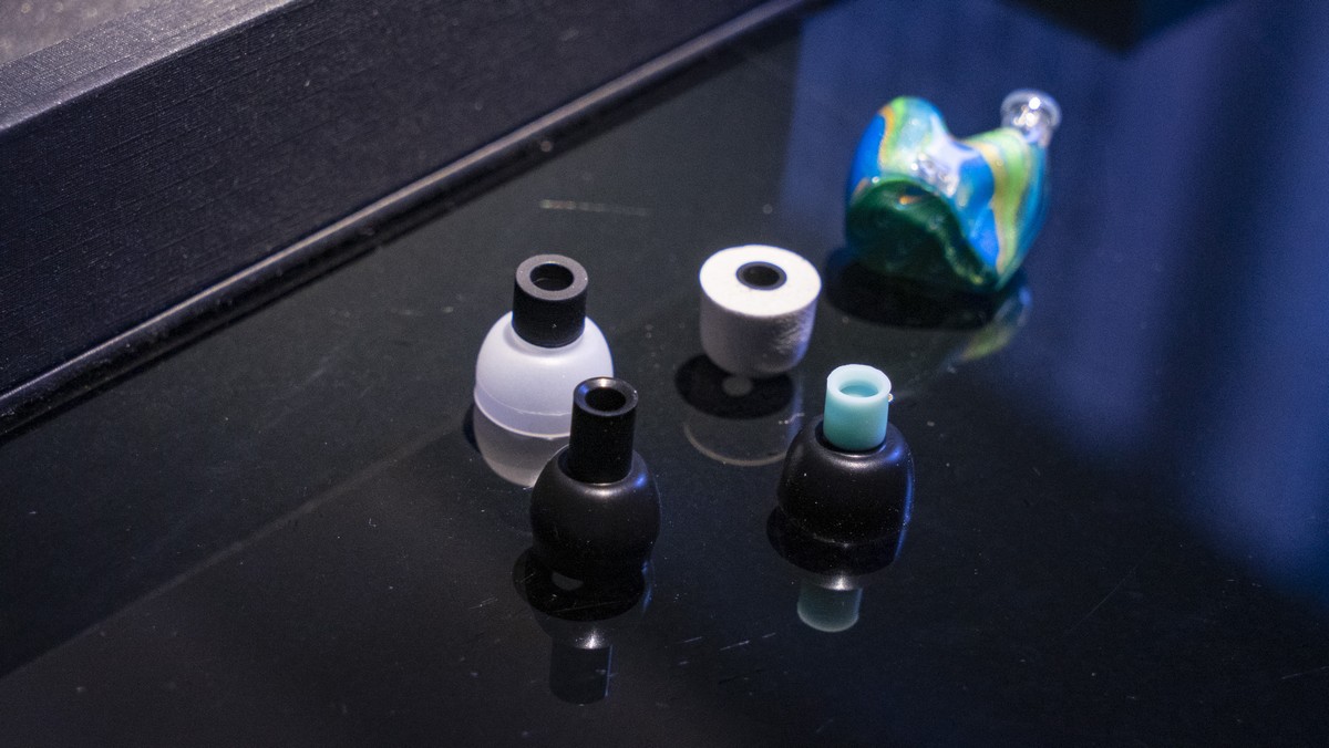 reecho耳机评测,reecho入耳式重低音耳机