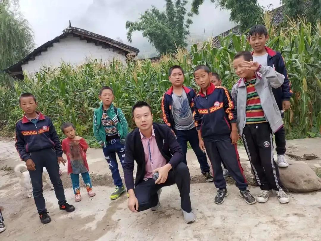 一封特殊的中秋家书,中秋家书三行诗