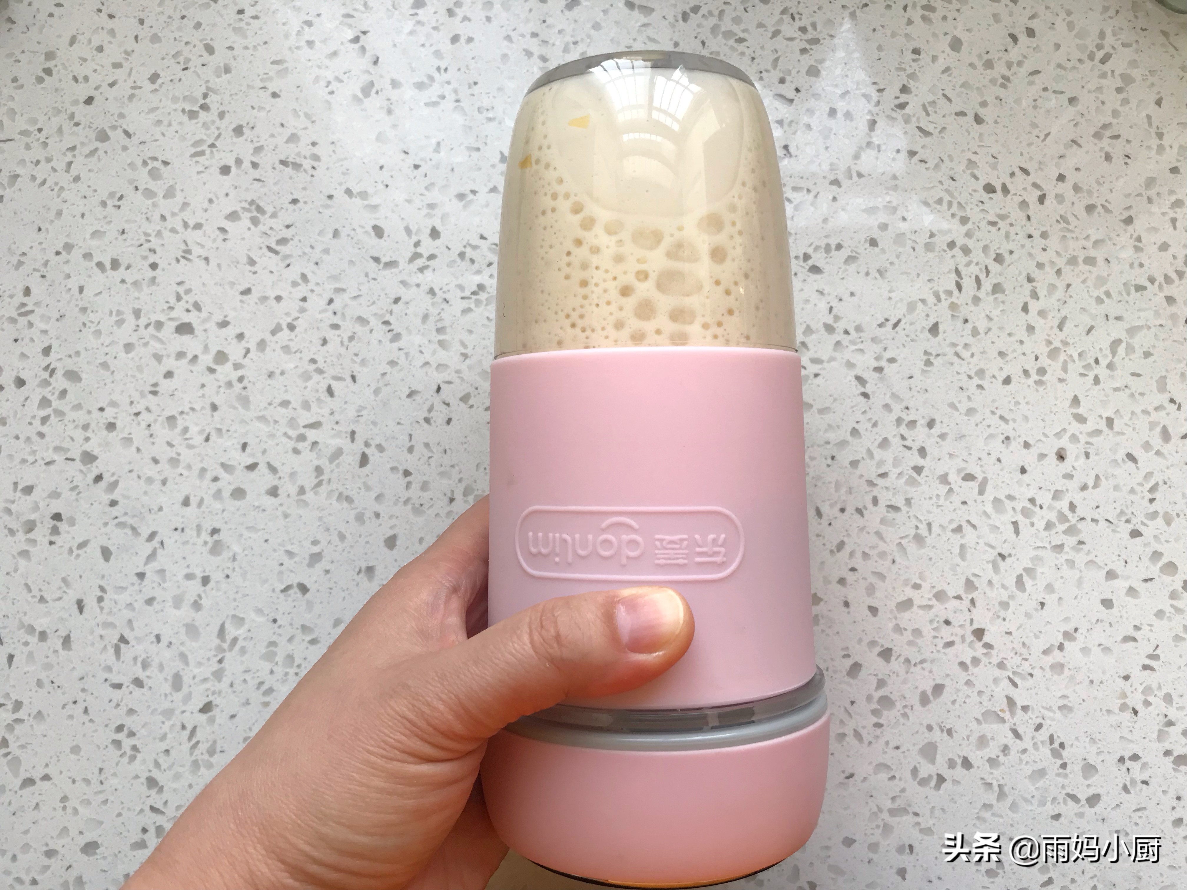 自制水果奶昔的家常做法,简单自制水果奶昔减肥法视频