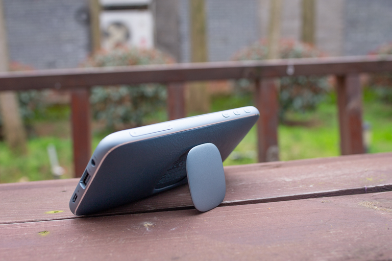 开箱旅行伴侣：哈曼卡顿ESQUIREMINI2