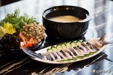 3亿年前的鸭嘴鱼,三亿年前鸭嘴鱼