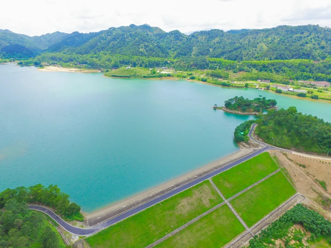 广东威尼斯水上度假村推荐,水上威尼斯一楼带花园