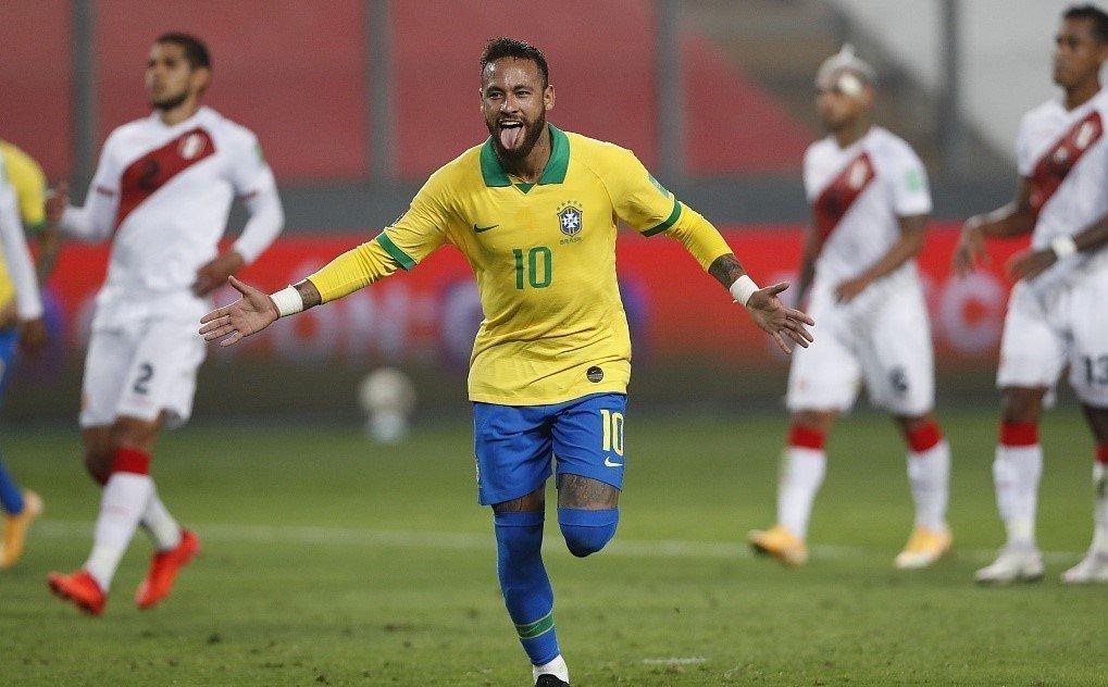 巴西队十大传奇球星,巴西队最伟大的9号