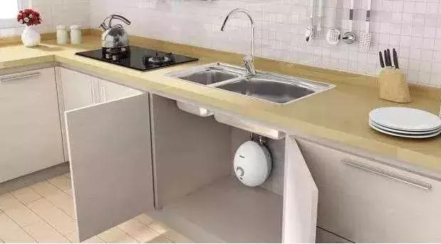 即热式热水龙头和小厨宝,小厨宝即热式热水龙头