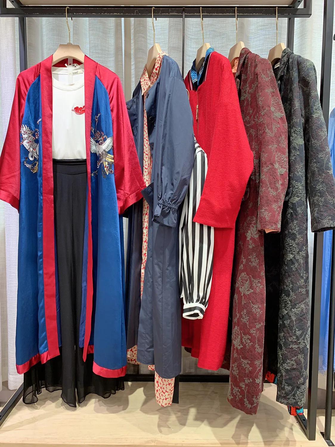 批发品牌女装折扣,西乡品牌折扣女装批发