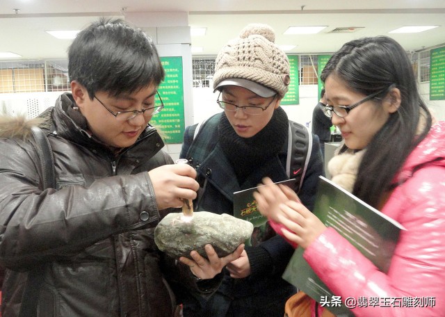 翡翠直播卖货真假怎么看,翡翠直播的坑有多深