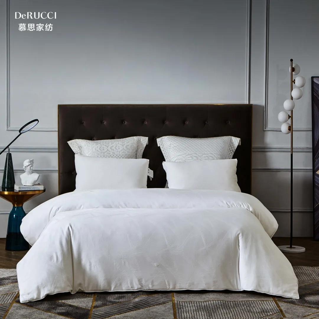 蚕丝被清洗注意事项有哪些,蚕丝被清洗方法和注意事项