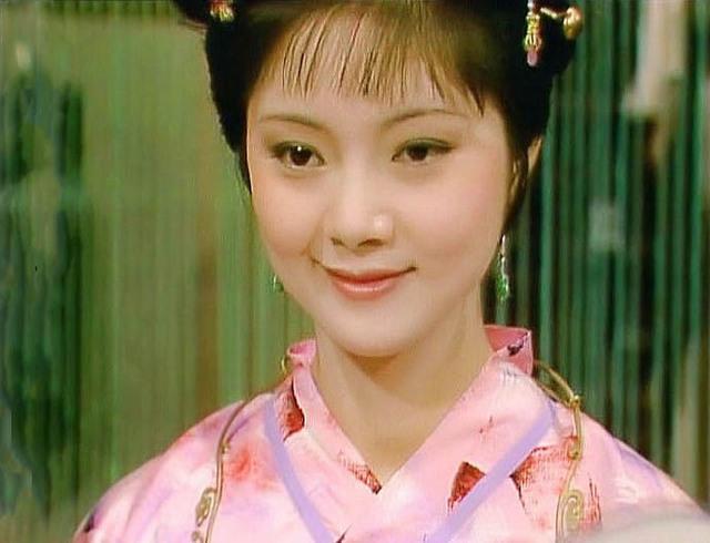 薛宝钗心性到底怎么样,薛宝钗为什么那么圆滑