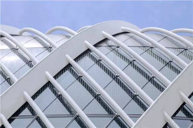 武汉光谷国际网球中心旋风球场