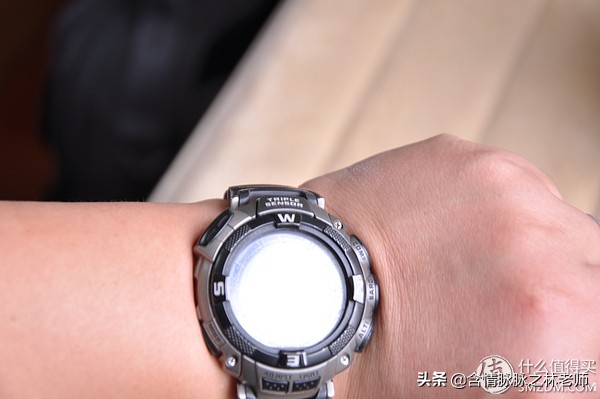 卡西欧复古小银表佩戴方法,卡西欧登山表上手效果