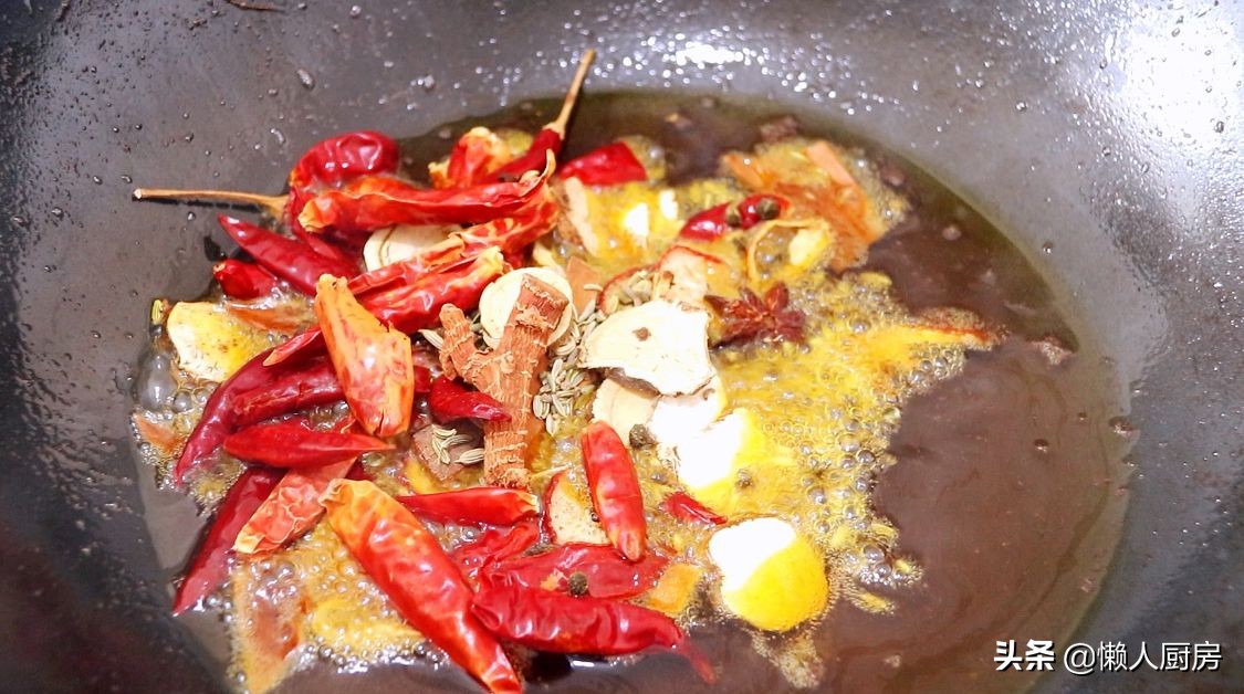 不辣不油炸的小龙虾,麻辣小龙虾不油炸方法先蒸