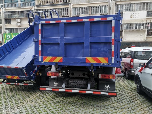 福田瑞沃es5渣土自卸车,合法装载2吨的轻卡