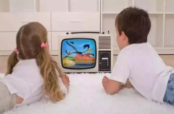 小猪佩奇第一季100集动画片完整版,免费观看小猪佩奇3-6岁儿童动画片