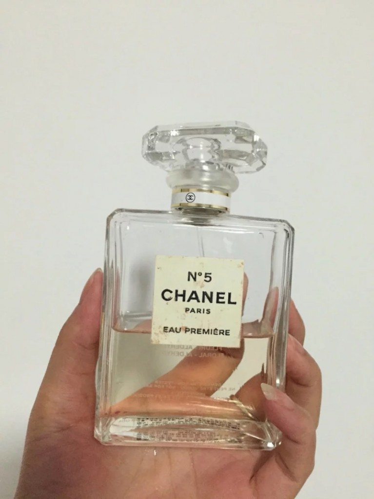 香奈儿5号香水值得入吗,小哥哥适合什么香水
