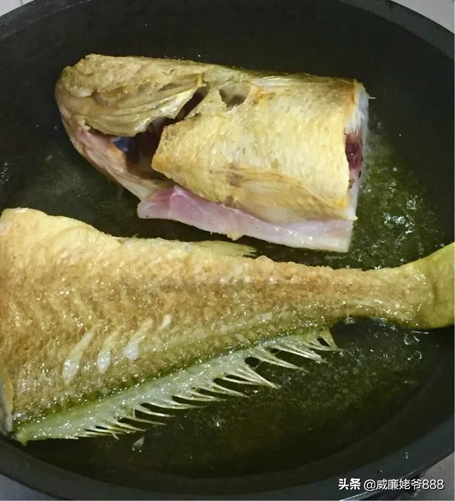 大厨教你炖黄花鱼,香嫩入味还不腥的炖鱼
