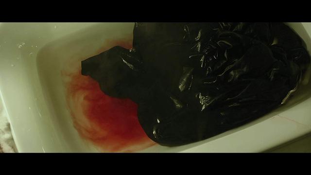 电影完美陌生人讲的什么,电影完美陌生人