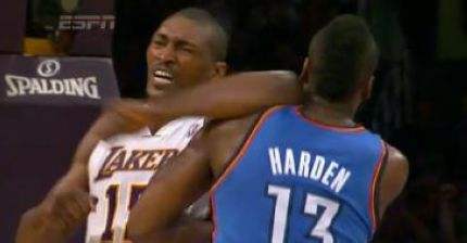 韦世豪爆铲运动员怎么样了,韦世豪脏动作合集