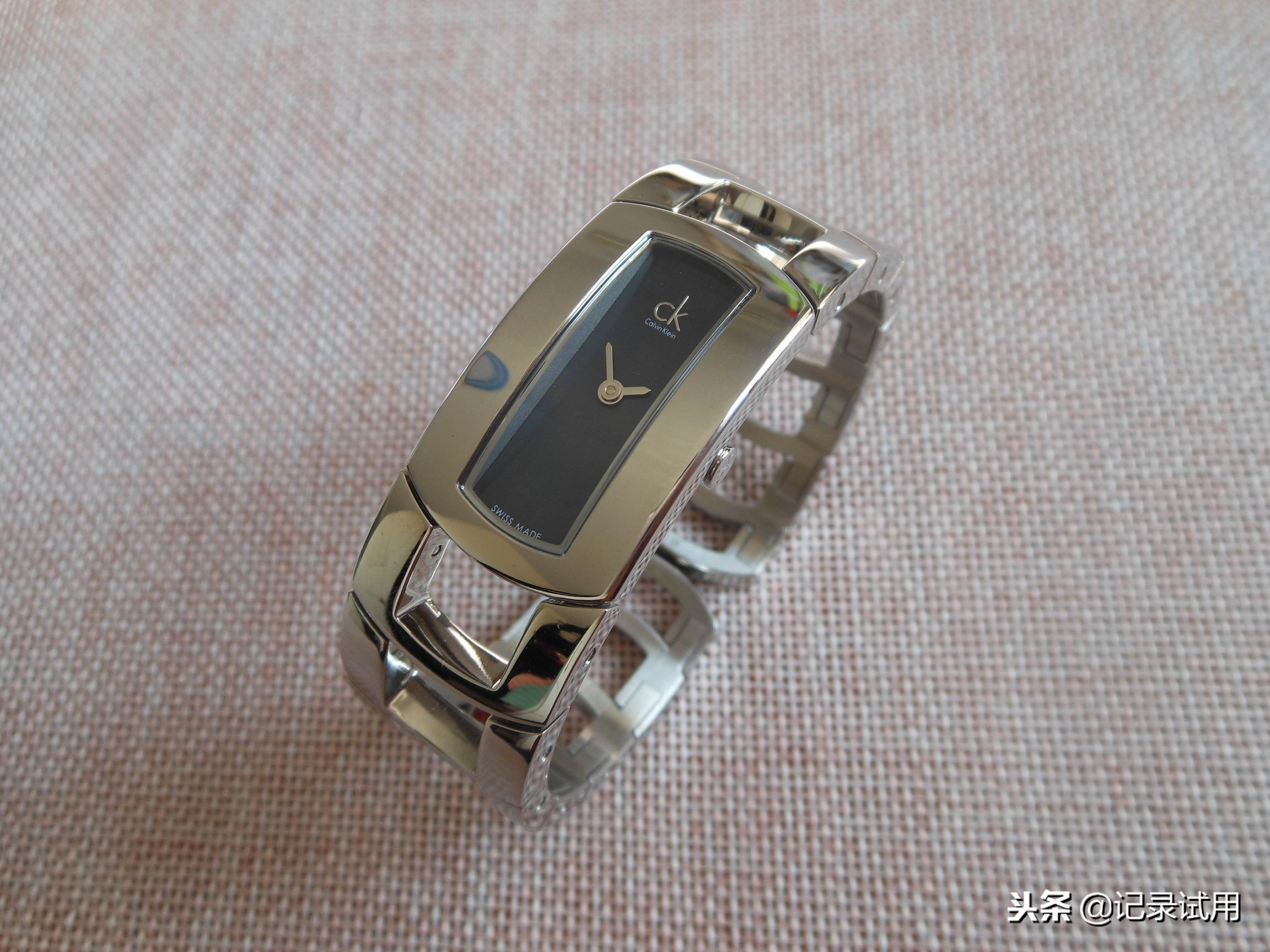 ck手表和天王手表哪个好一点,袋鼠手表和ck手表哪个好