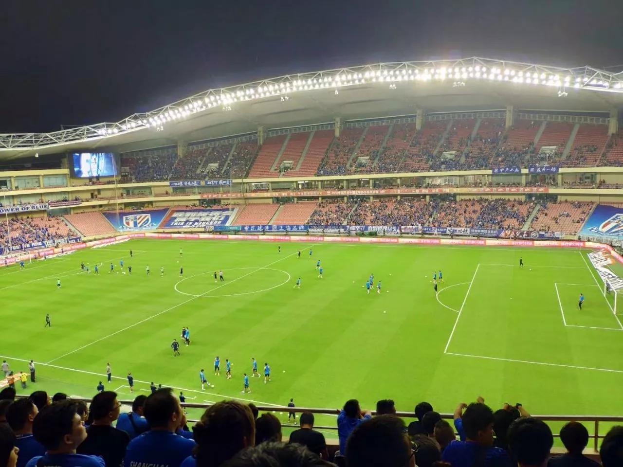 深圳专业足球场改造后效果图,深圳专业足球场改造最新进展