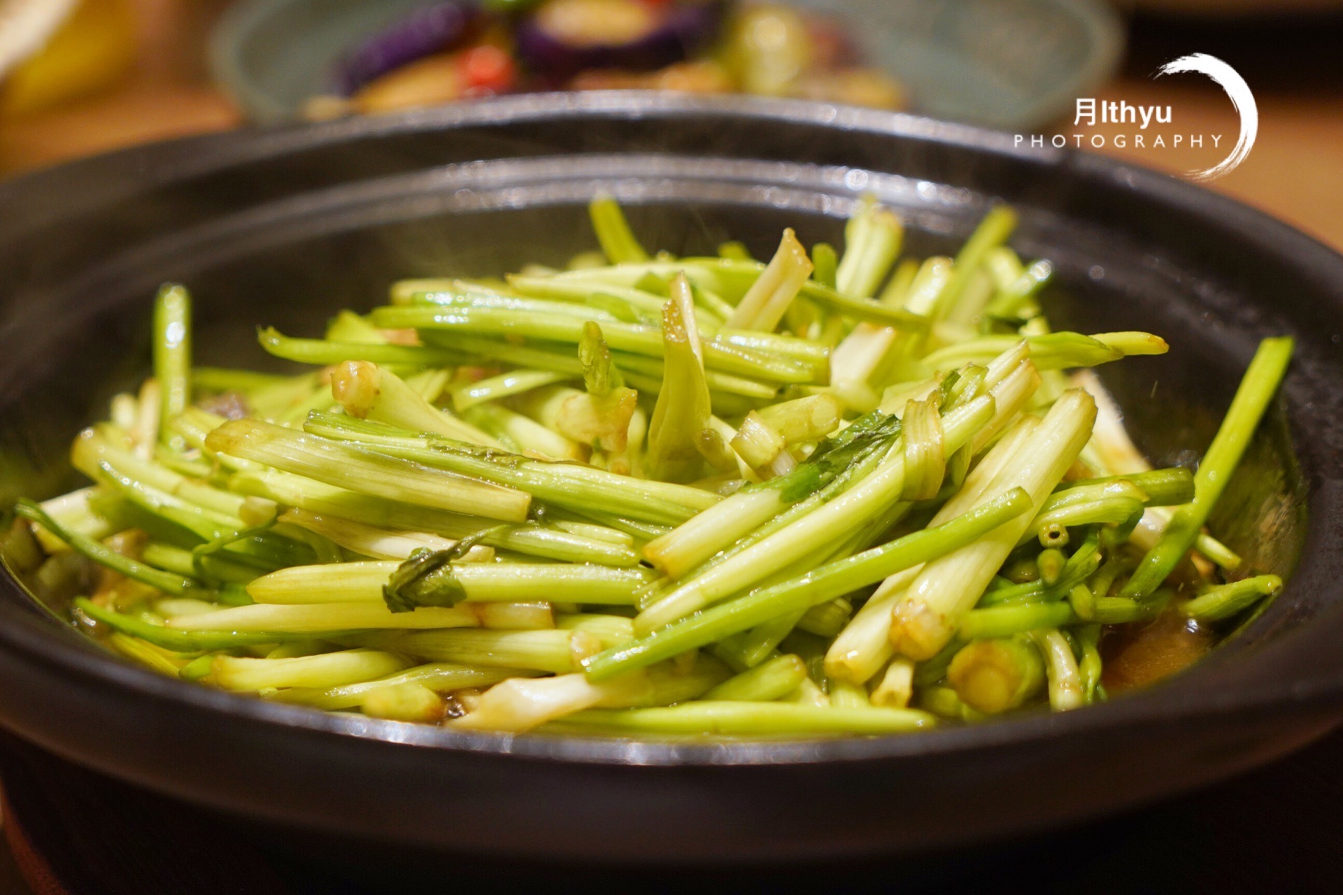 告别中庸，这家鲜湘碰撞菜，带来非凡的味蕾之旅
