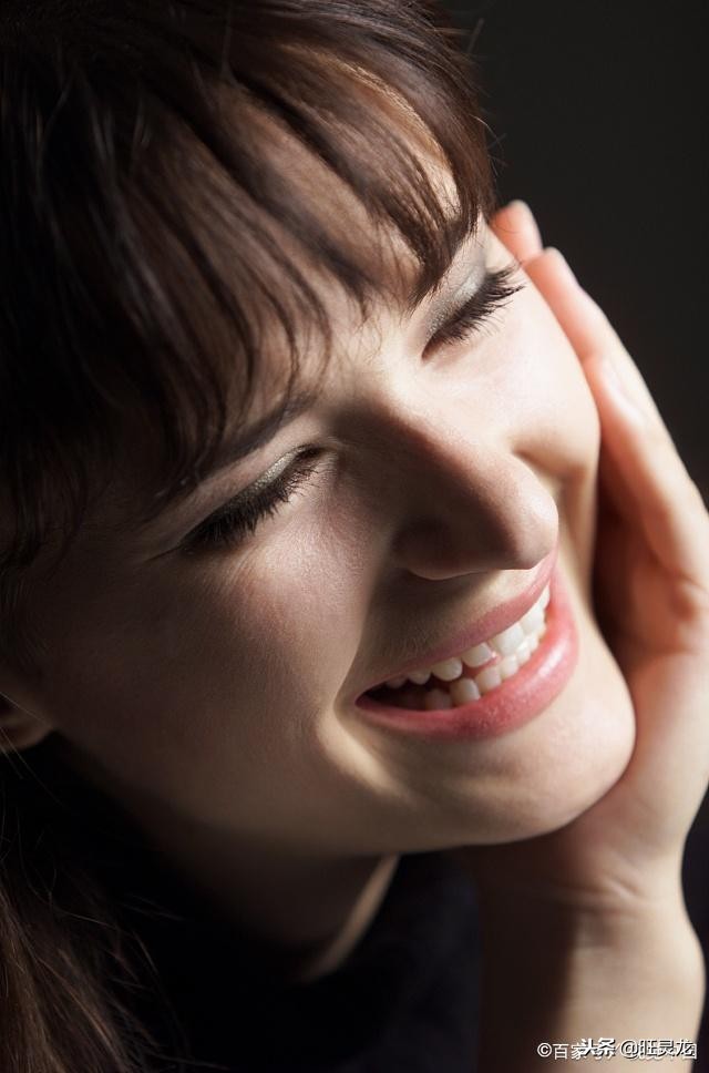 闪光灯适合拍什么风格的人像,拍人像相机闪光灯推荐