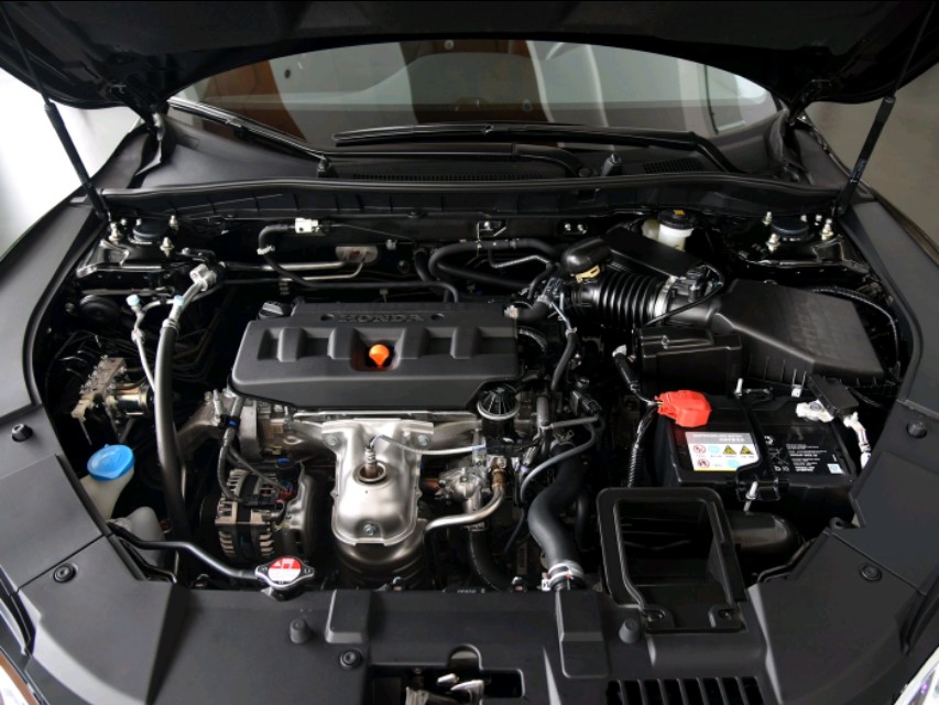 95后小伙花14万买了一辆雅阁，大伙看看值得吗