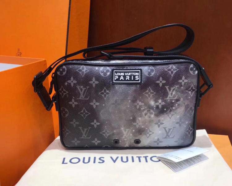 二手lv包包怎么回收,武汉二手lv包包回收价格表