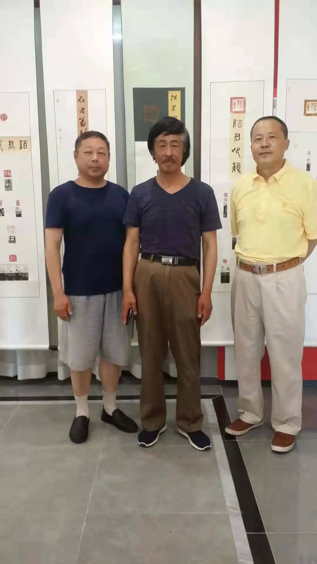 四十年治印6916方，黄泥成印“祖国万岁”的左刀行佟佰君