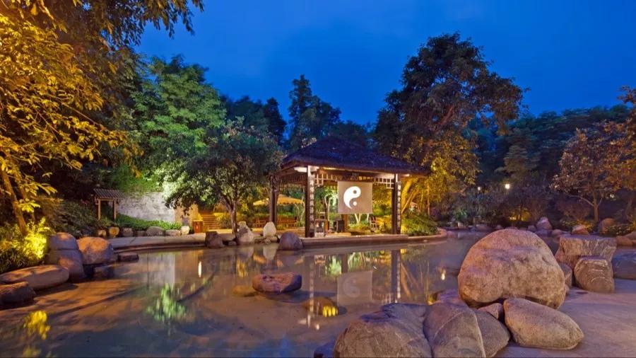 又降温最低2°C！会耍的成都人都去泡温泉了，不到百元畅玩一整天