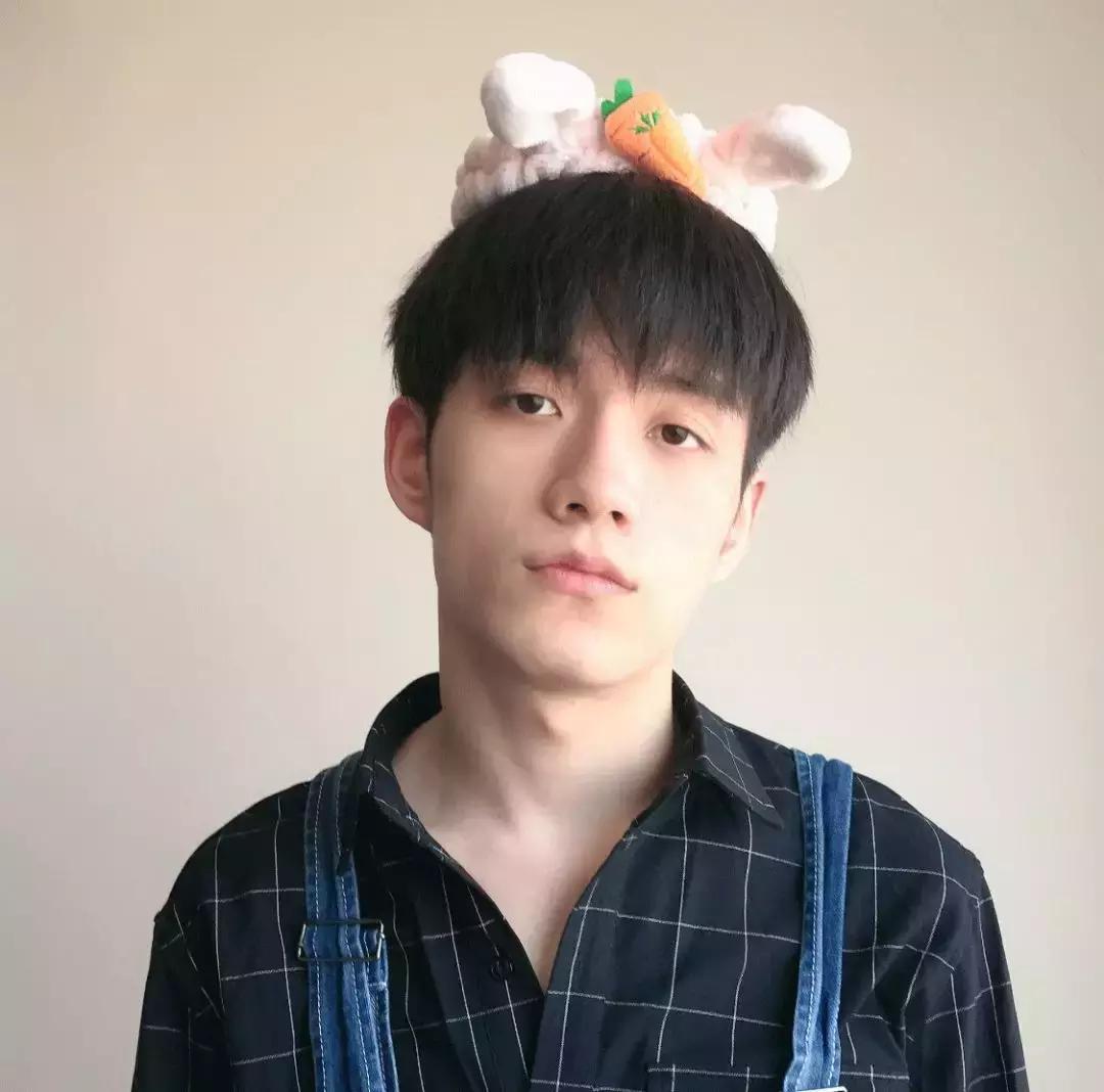 创2|又一批新鲜的小哥哥入库啦，现在入市稳赚不赔