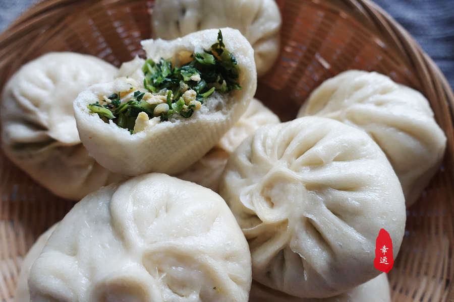 又白又大汁水四溢的包子,又软又好吃的包子