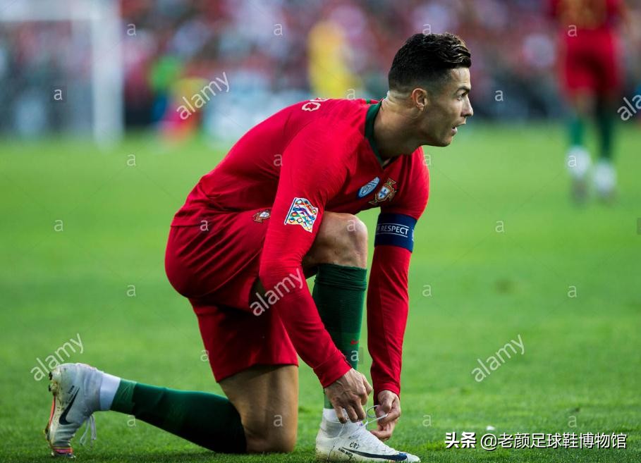 梅西夺大力神杯球鞋价值,梅西美洲杯签名球鞋